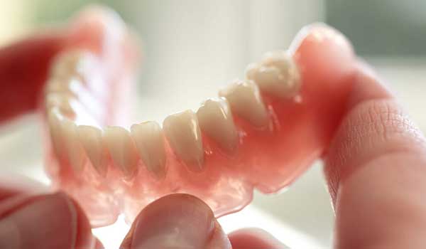 Prótese total (dentadura)